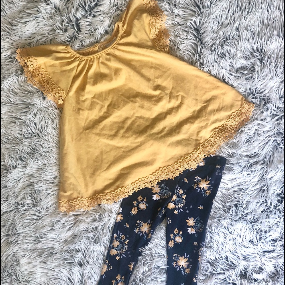 Shabby chic 18 month girl bottom and top.